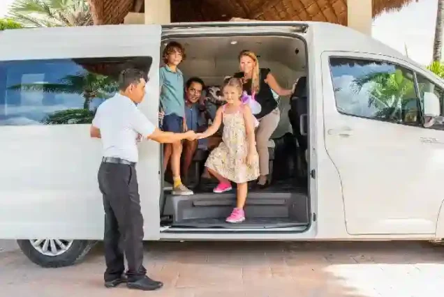 VIP private vehicle for Luxor day trip from Marsa Alam.