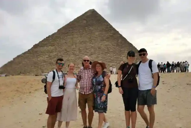 Best Cairo day trip from Hurghada by bus Giza Pyramids view.
