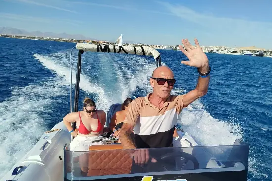 "The Ultimate Family Adventure: Dolphins, Speed, and Sun!"