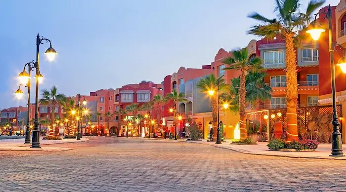 New Marina Hurghada: Boat Marina, Restaurants & Cafes