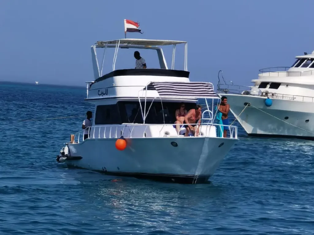 Private boat trip Hurghada - Manolo Tours