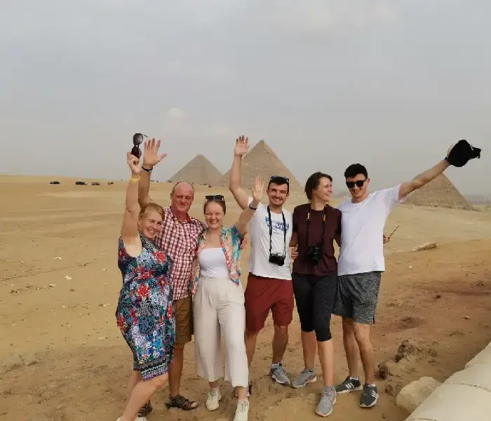 Private Cairo Day Trip from Marsa Alam to Giza Pyramids and Sphinx by Car - Manolo Tours