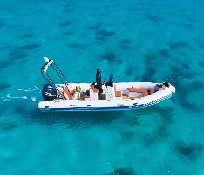 Luxury private speedboat rental in Hurghada Red Sea