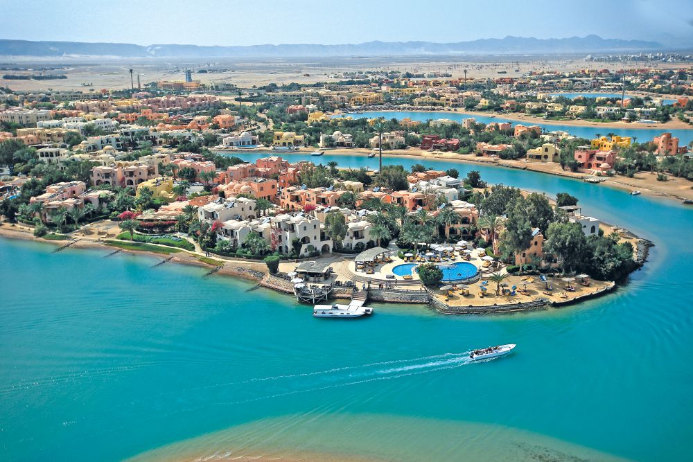 Hurghada Travel Guide