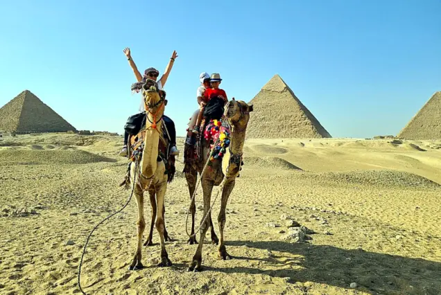 Private Giza Pyramids & Sphinx Tour from Hurghada